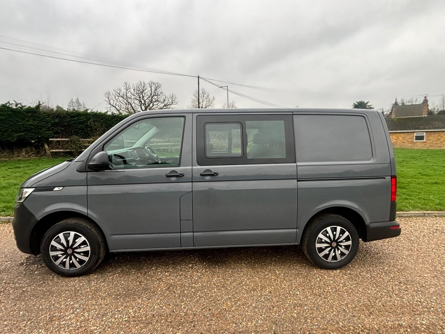 Used Volkswagen Transporter 2020 for sale - 77039760: Photo 2