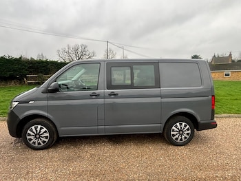 Used Volkswagen Transporter 2020 for sale - 77039760: Photo