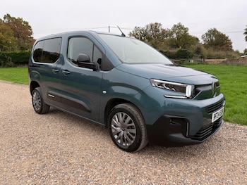 Used Citroen Berlingo 2024 for sale - 76270665: Photo