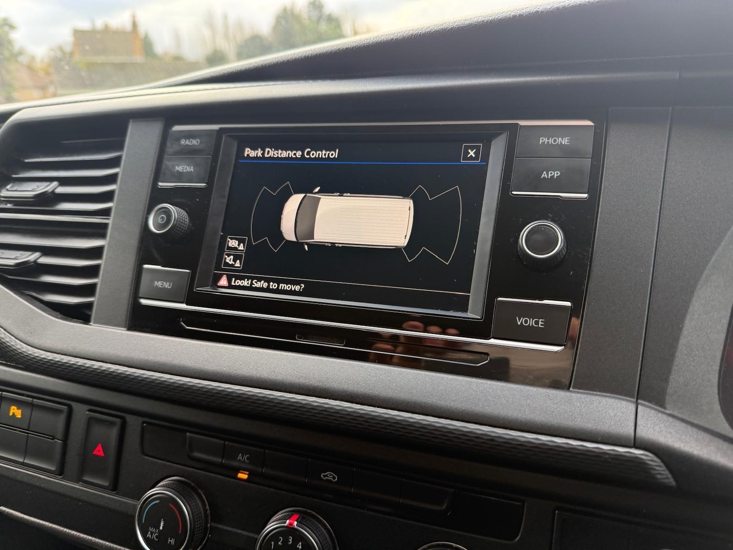 Used Volkswagen Transporter 2020 for sale - 76633514: Photo 11