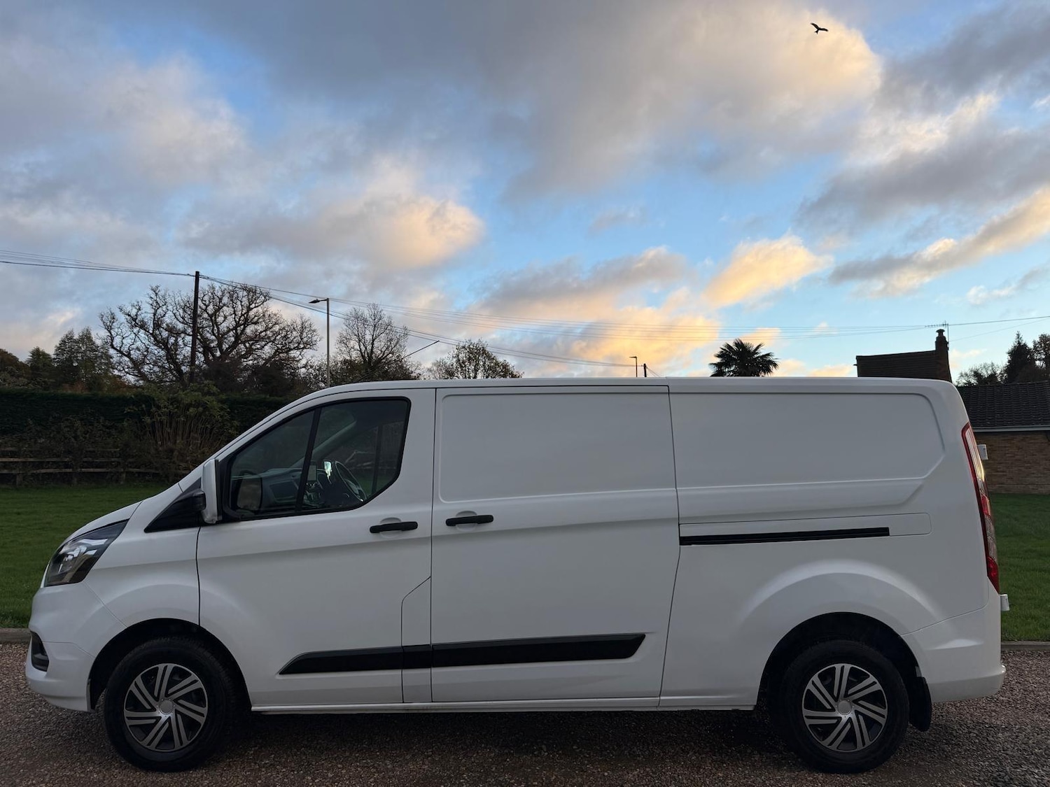 Used Ford Transit Custom 2020 for sale - 76633797: Photo 2