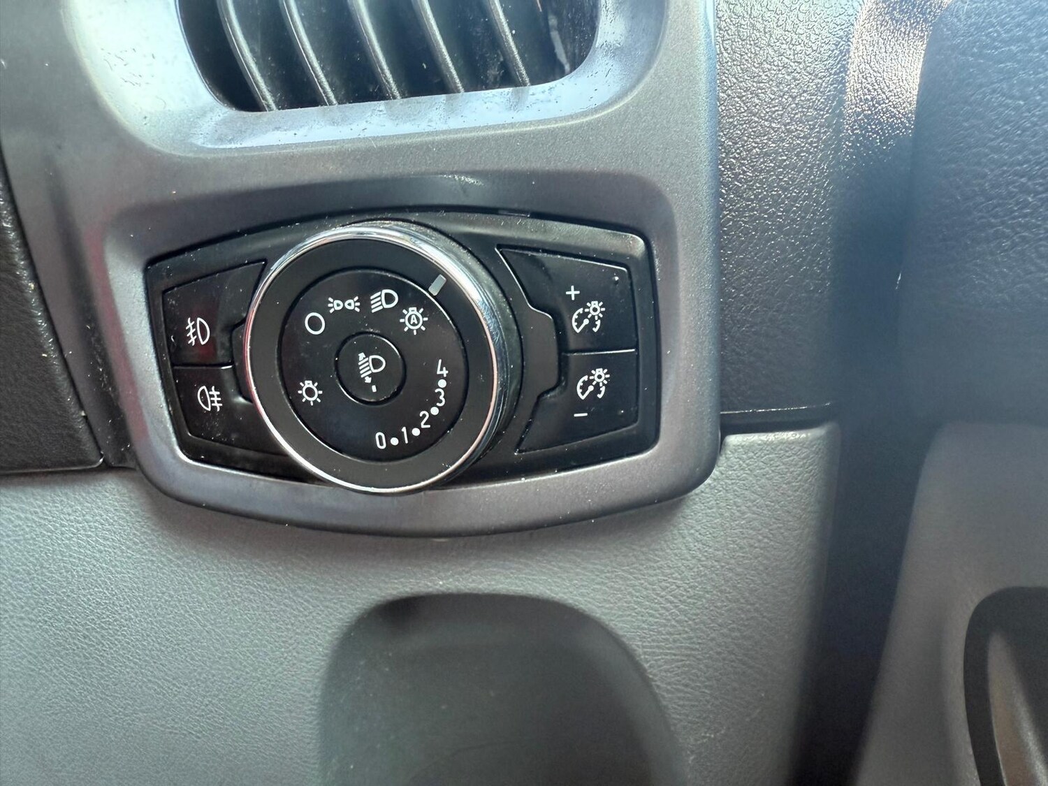 Used Ford Transit Custom 2017 for sale - 78184168: Photo 18