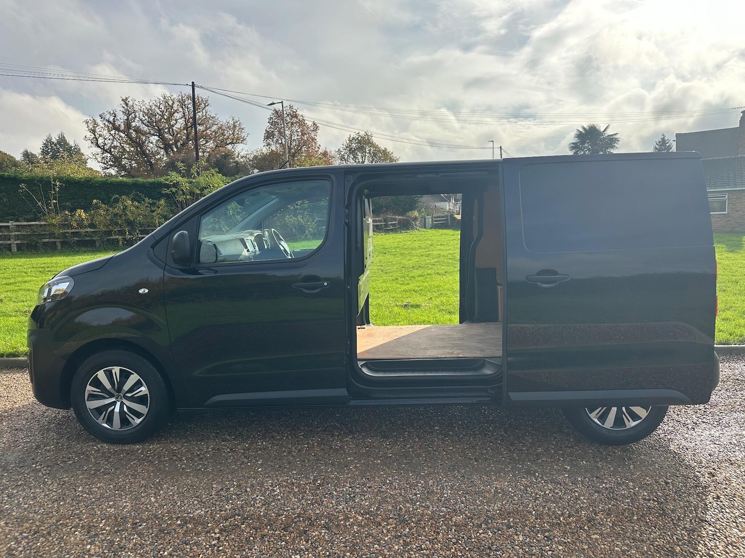 Used Vauxhall Vivaro for sale - 76499876: Photo 4