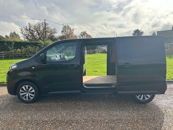 Used Vauxhall Vivaro 2022 for sale - 76499876: Photo