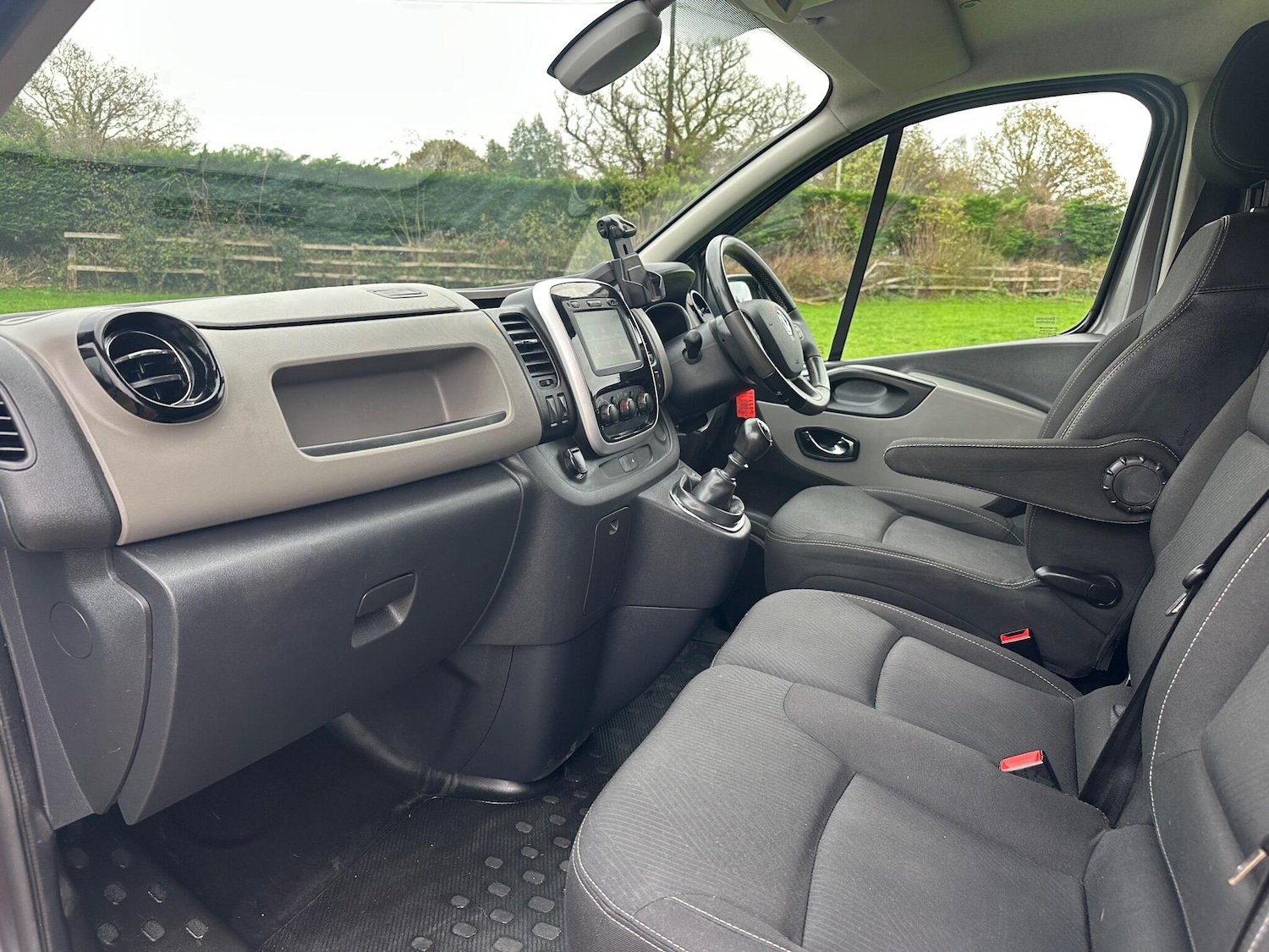 Used Renault Trafic for sale - 76994984: Photo 16