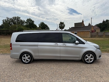 Used Mercedes-Benz V-Class 2015 for sale - 79426557: Photo