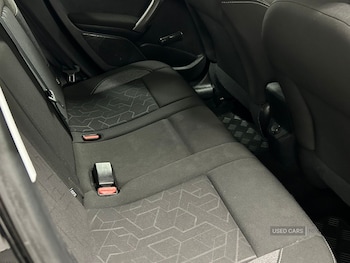 Used Peugeot 2008 2017 for sale - 77041393: Photo