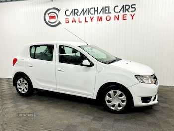 2013 - 1.5 dCi Laureate 5dr