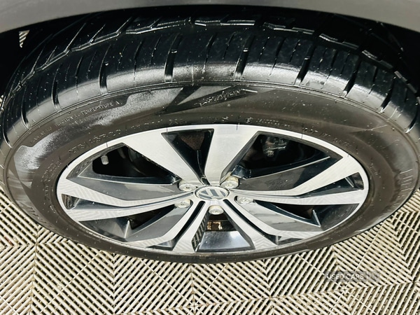 Used Volkswagen Touareg 2016 for sale - 77041363: Photo 7