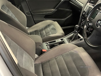 Used Volkswagen Golf 2016 for sale - 79465648: Photo