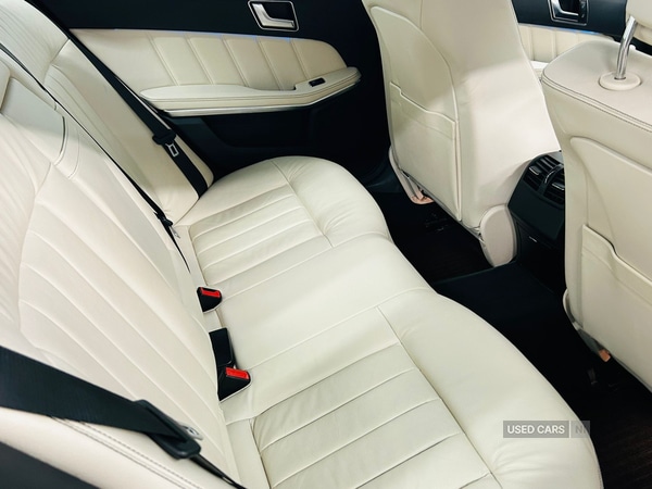 Used Mercedes-Benz E Class 2016 for sale - 76702741: Photo 2