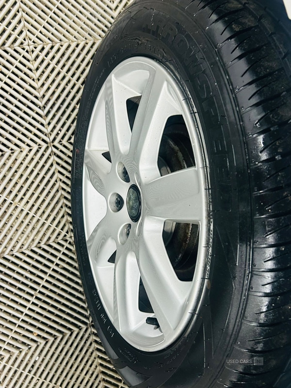 Used Volkswagen Polo 2011 for sale - 76965830: Photo 2