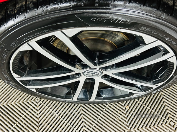 Used Volkswagen Golf 2015 for sale - 76399807: Photo 3