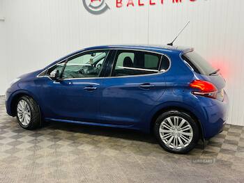 Used Peugeot 208 2016 for sale - 79875198: Photo
