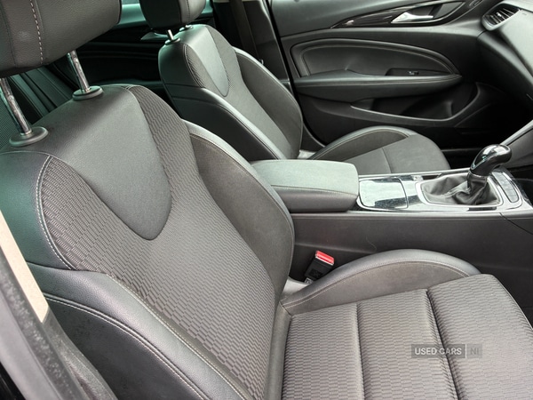 Used Vauxhall Insignia 2017 for sale - 77926440: Photo 2