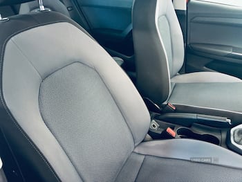 Used SEAT Arona 2018 for sale - 79658953: Photo