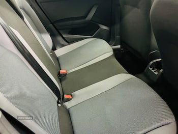 Used SEAT Arona 2018 for sale - 79658953: Photo