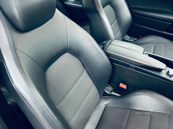 Used Mercedes-Benz C Class 2012 for sale - 77217933: Photo 2