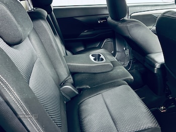 Used Mitsubishi Outlander 2017 for sale - 79362993: Photo