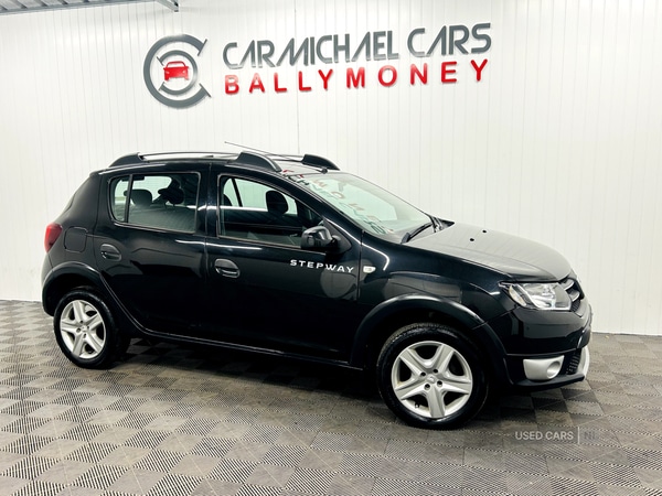 Used Dacia Sandero Stepway 2015 for sale - 76586133: Photo 1