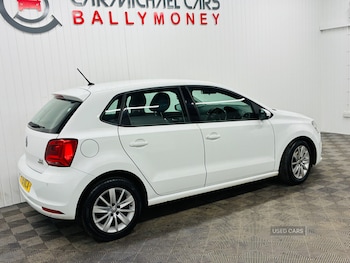 Used Volkswagen Polo 2015 for sale - 78742436: Photo