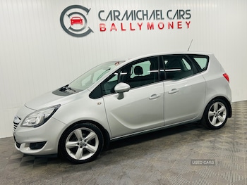 2014 - 1.4i 16V Tech Line 5dr