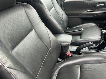 Used Mitsubishi Outlander 2016 for sale - 76271198: Photo