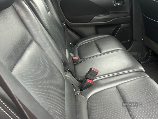 Used Mitsubishi Outlander 2016 for sale - 76271198: Photo 3