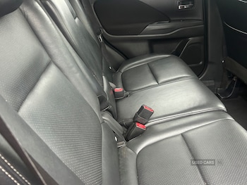 Used Mitsubishi Outlander 2016 for sale - 76271198: Photo