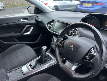 Used Peugeot 308 2014 for sale - 76486288: Photo