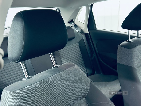 Used Volkswagen Polo 2011 for sale - 76646701: Photo 2