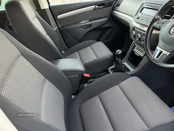 Used Volkswagen Sharan 2015 for sale - 76474116: Photo