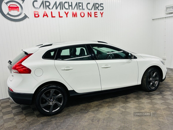 Used Volvo V40 2014 for sale - 77825508: Photo 4