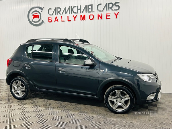 Used Dacia Sandero Stepway 2017 for sale - 75867285: Photo 1