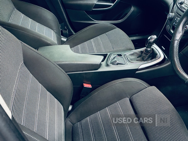 Used Vauxhall Insignia 2014 for sale - 77840484: Photo 2