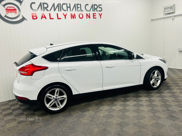 Used Ford Focus 2015 for sale - 76597533: Photo 5