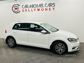 Volkswagen - Golf
