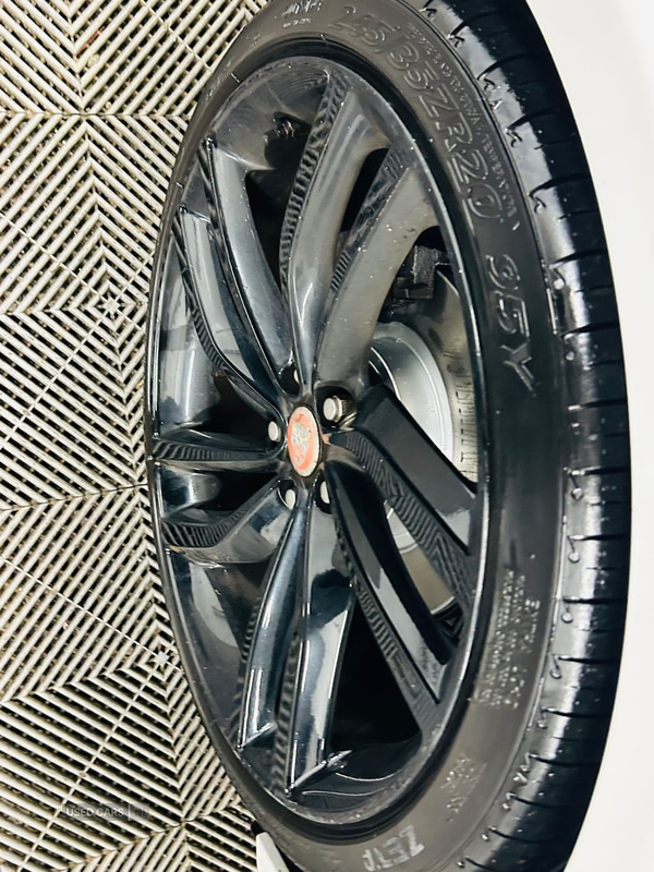 Used Jaguar XE 2015 for sale - 76646702: Photo 5