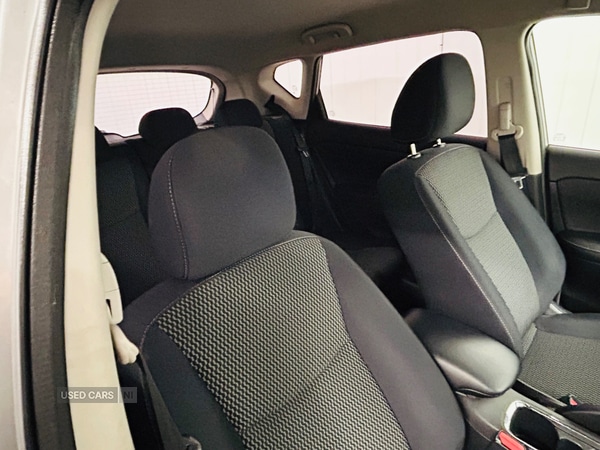 Used Nissan Pulsar 2015 for sale - 76175845: Photo 2