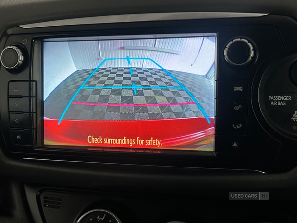 Used Toyota Yaris 2015 for sale - 76139232: Photo 2