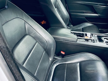 Used Jaguar XE 2018 for sale - 79226300: Photo