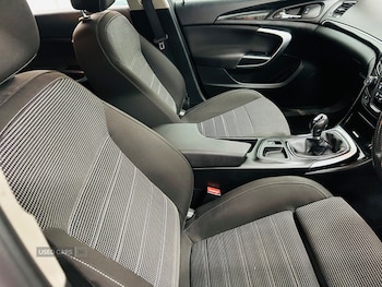 Used Vauxhall Insignia 2015 for sale - 76474240: Photo