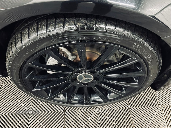 Used Mercedes-Benz C Class 2015 for sale - 77388035: Photo 4