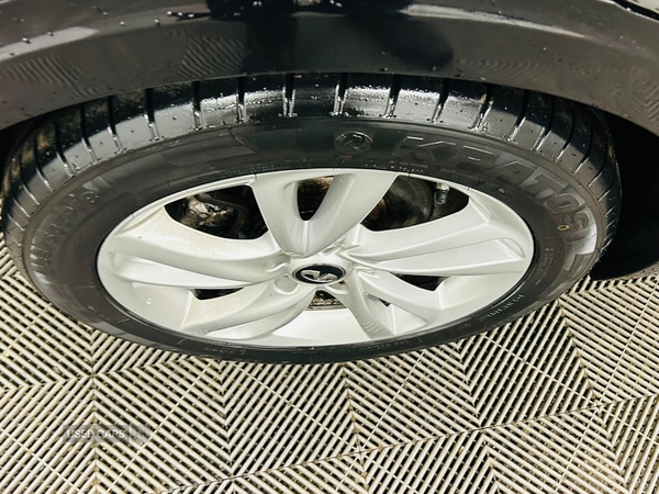 Used Infiniti Q30 2017 for sale - 77372021: Photo 3