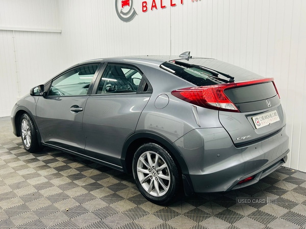 Used Honda Civic 2014 for sale - 76998403: Photo 4