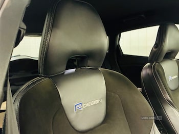 Used Volvo V40 2014 for sale - 79602848: Photo