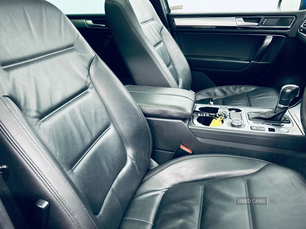 Used Volkswagen Touareg 2016 for sale - 77426824: Photo 2