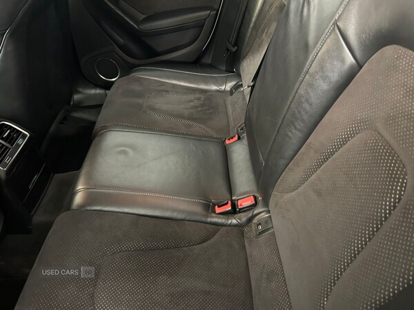 Used Audi A4 2012 for sale - 76621093: Photo 3