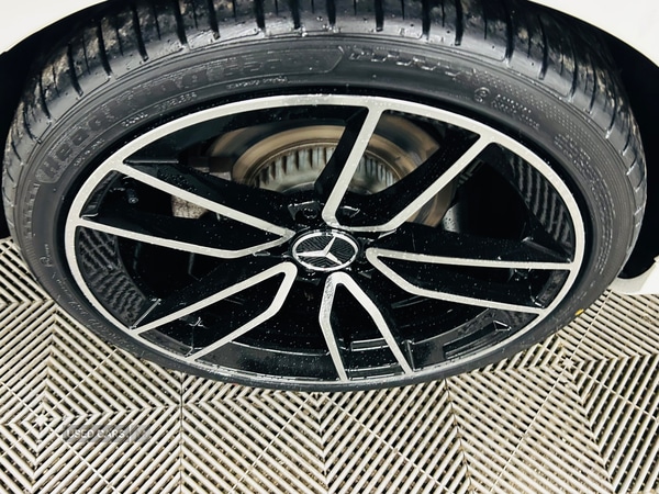 Used Mercedes-Benz C Class 2015 for sale - 76359386: Photo 3