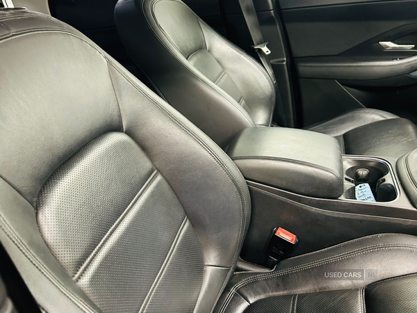 Used Jaguar E-Pace 2018 for sale - 77560264: Photo 2